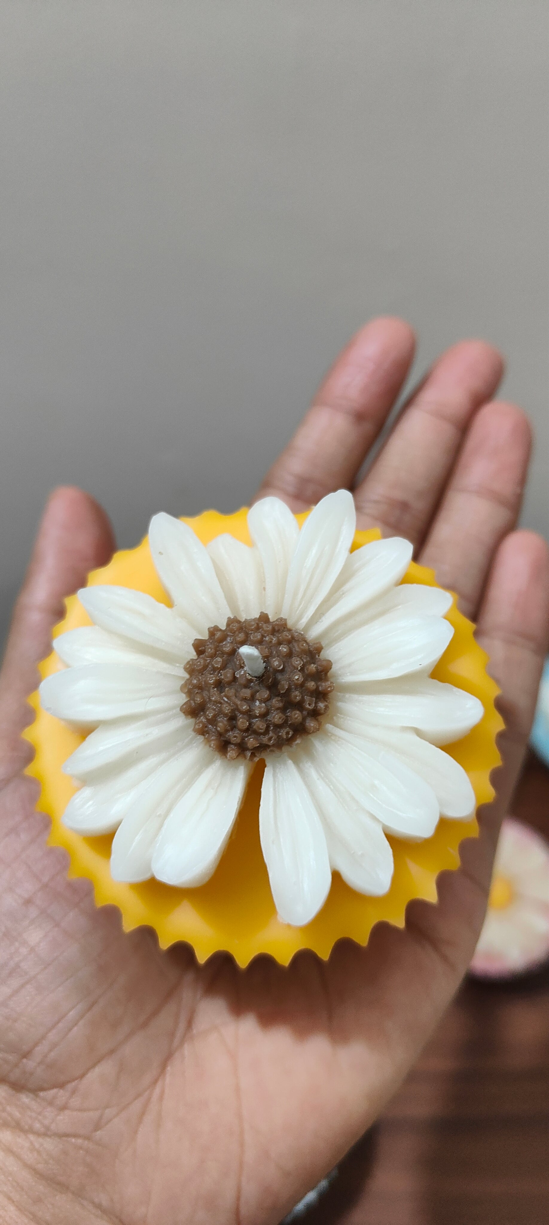 Daisy Floating Candle